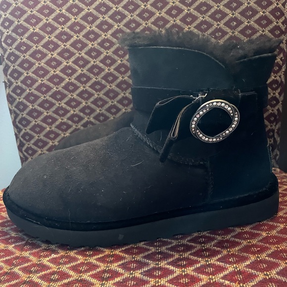UGG Boots - Picture 5 of 10